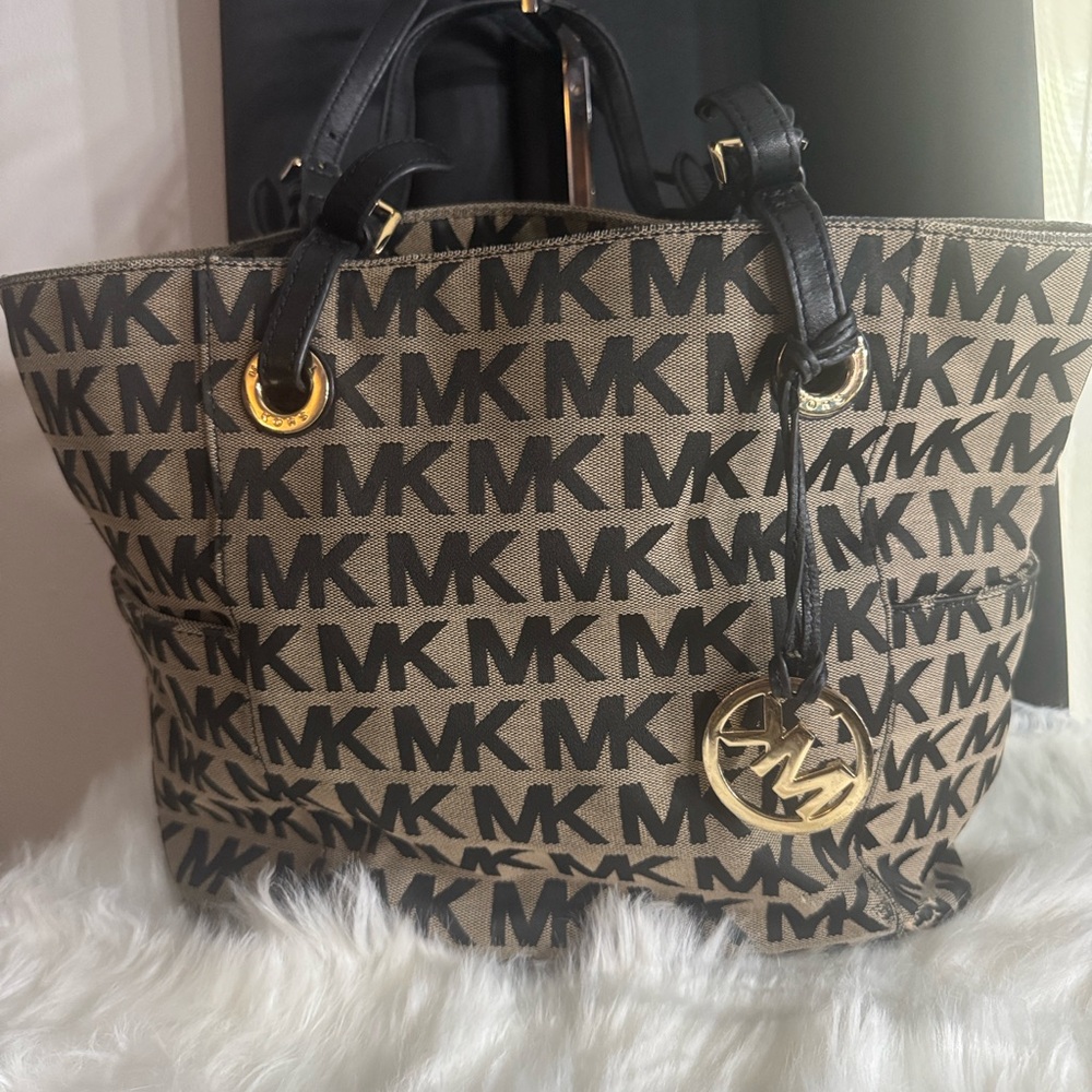 Michael Kors Signature Black and Tan Tote